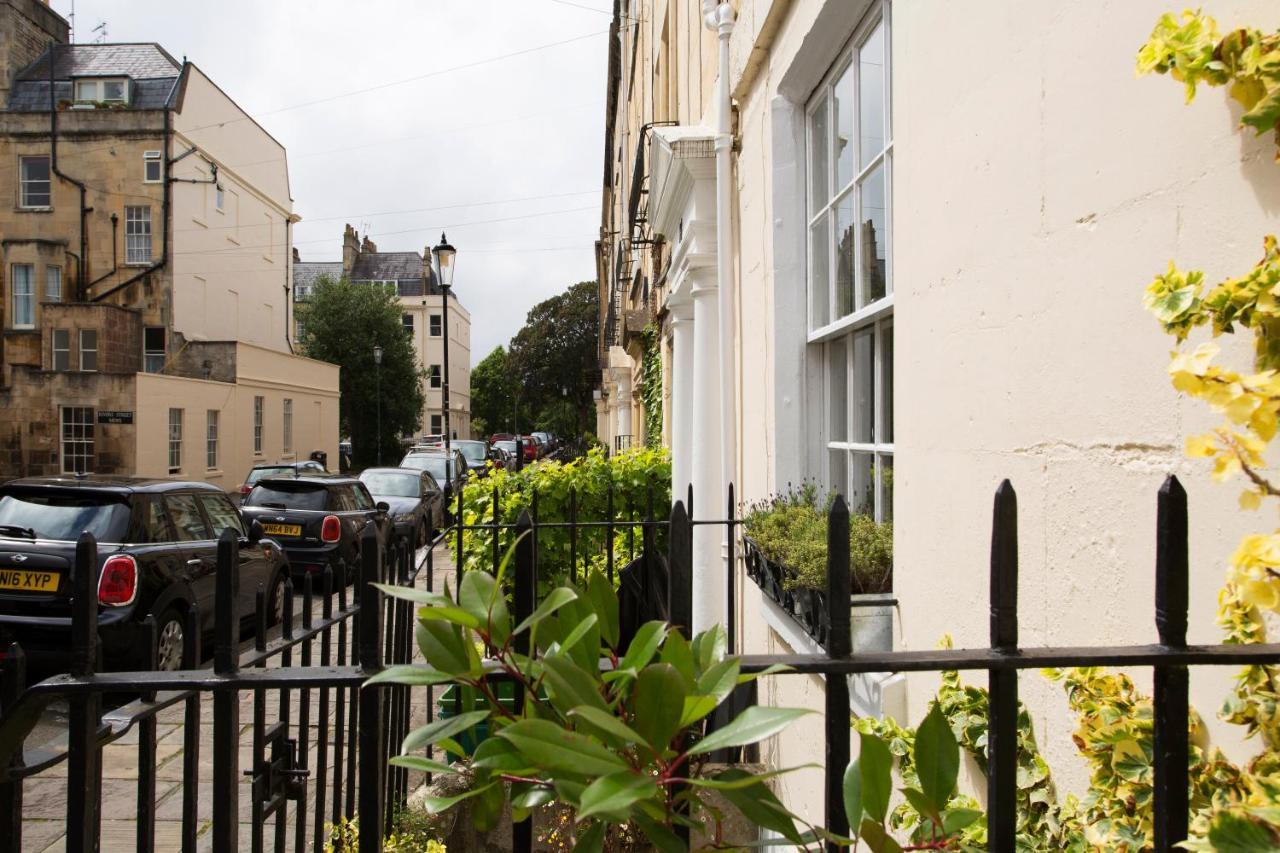 1 Bed Georgian Apartment In Bath City Centre Exterior foto