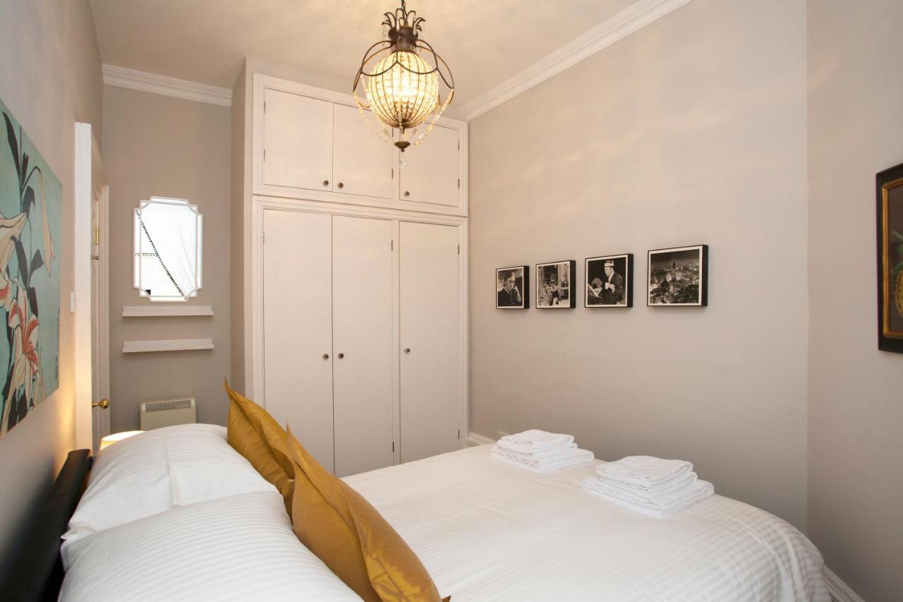 1 Bed Georgian Apartment In Bath City Centre Exterior foto